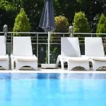 Park Otel 3*